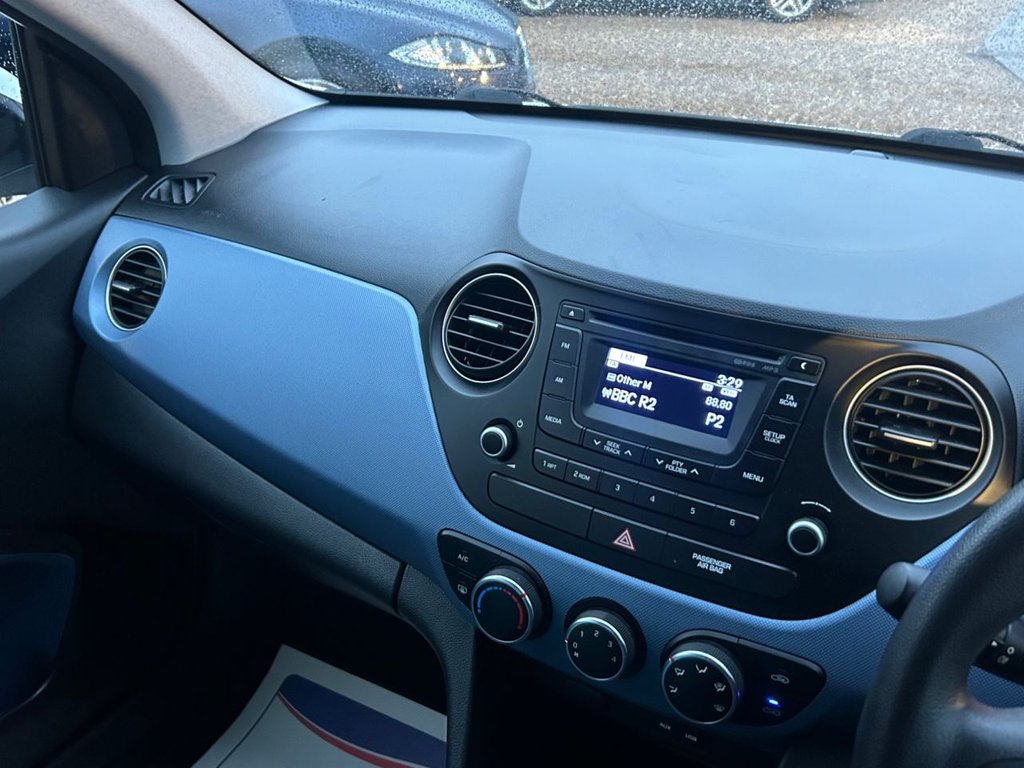 Used Hyundai i10 2017 for sale - 76942881: Photo 15