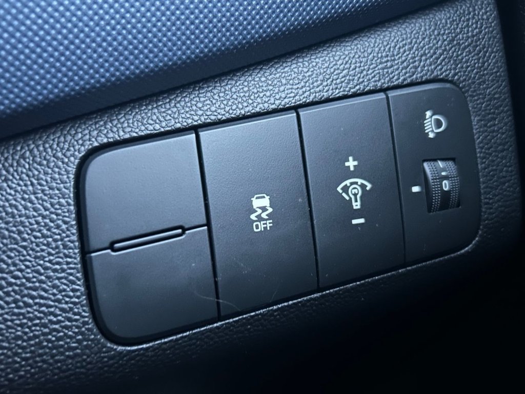 Used Hyundai i10 2017 for sale - 76942881: Photo 21