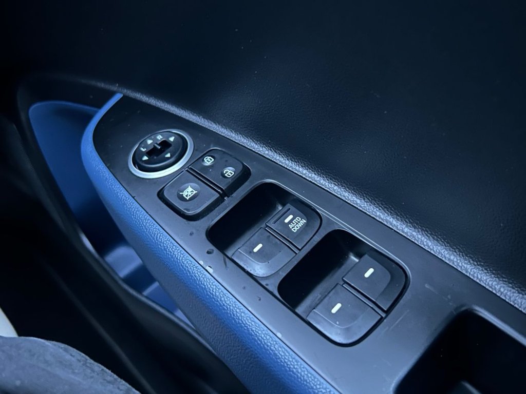 Used Hyundai i10 2017 for sale - 76942881: Photo 22