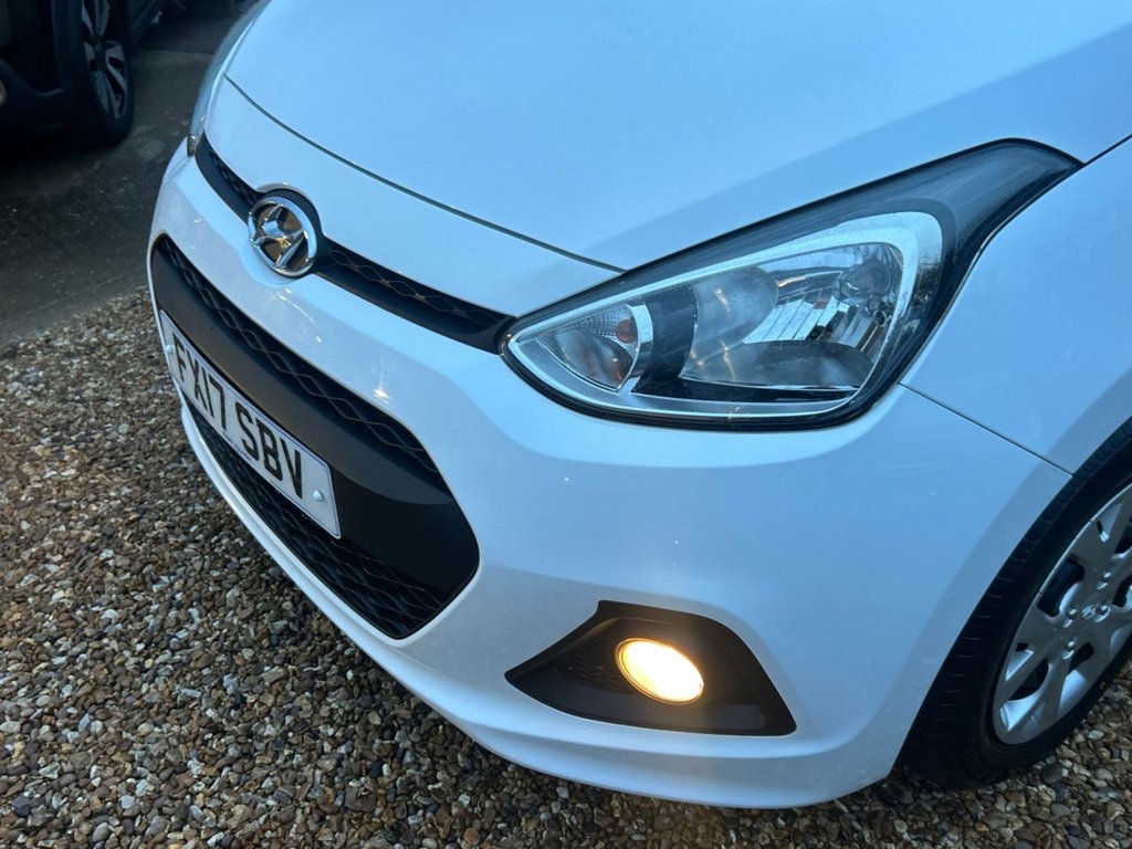 Used Hyundai i10 2017 for sale - 76942881: Photo 26