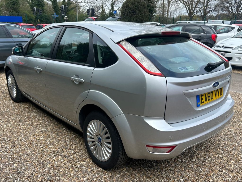 Used Ford Focus 2010 for sale - 78134297: Photo 2