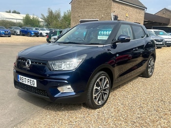 Used Ssangyong Tivoli 2017 for sale - 75365437: Photo