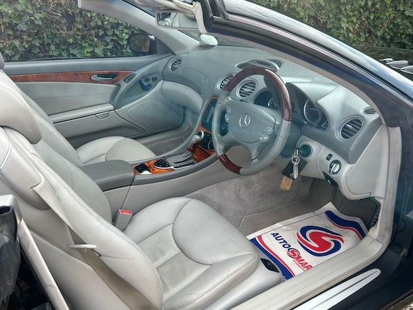 Used Mercedes-Benz SL 2002 for sale - 62888732: Photo 10