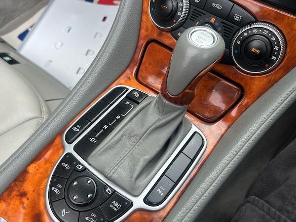 Used Mercedes-Benz SL 2002 for sale - 62888732: Photo 25