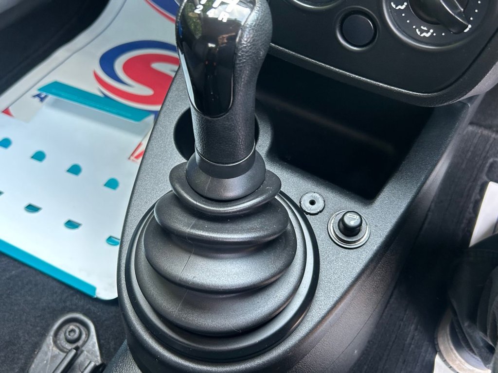 Used Ford Fiesta 2006 for sale - 76495909: Photo 19