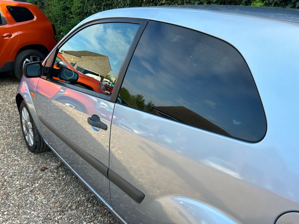 Used Ford Fiesta 2006 for sale - 76495909: Photo 28