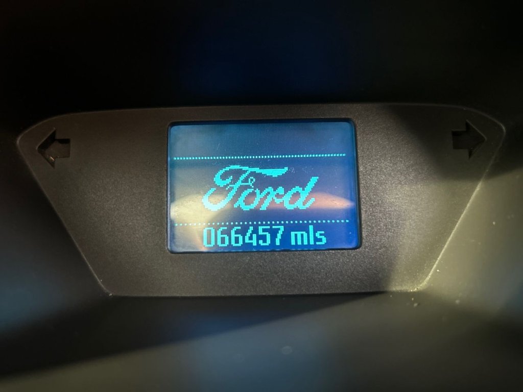 Used Ford Grand Tourneo Connect 2015 for sale - 76792288: Photo 12