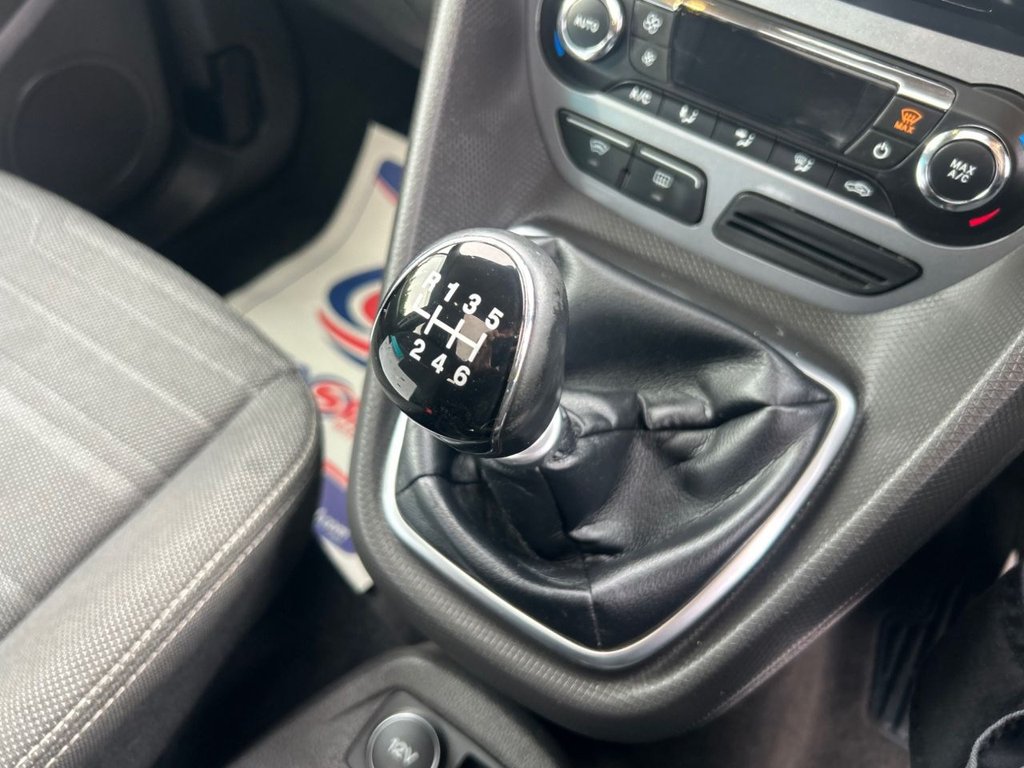 Used Ford Grand Tourneo Connect 2015 for sale - 76792288: Photo 20