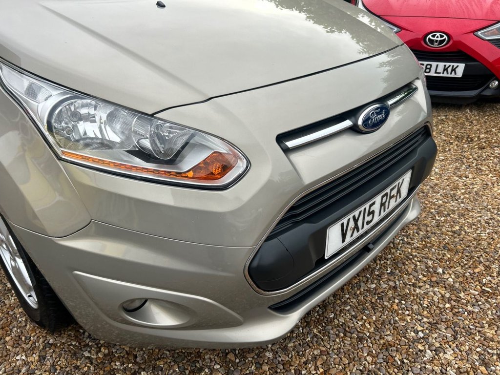 Used Ford Grand Tourneo Connect 2015 for sale - 76792288: Photo 25