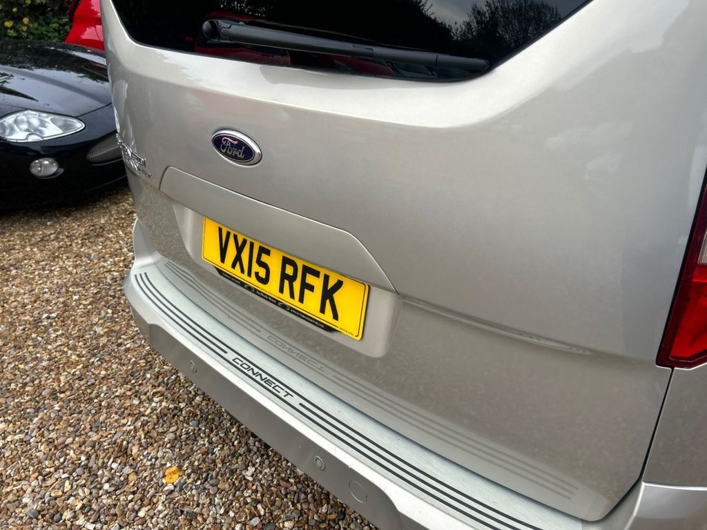 Used Ford Grand Tourneo Connect 2015 for sale - 76792288: Photo 35