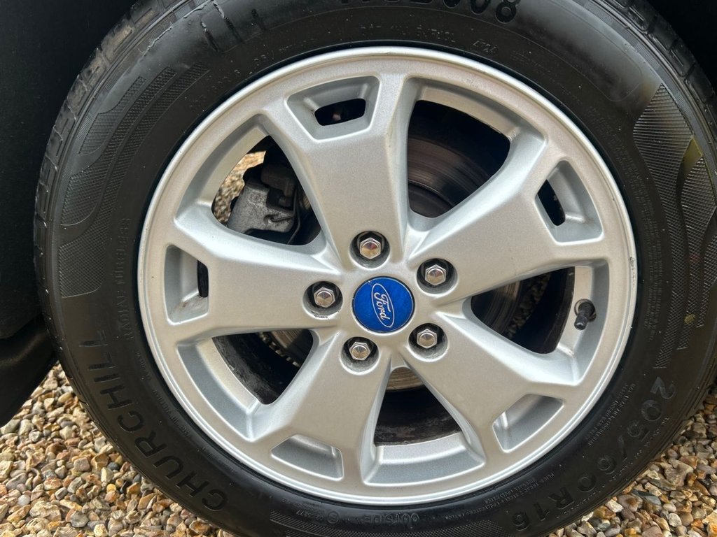 Used Ford Grand Tourneo Connect 2015 for sale - 76792288: Photo 7