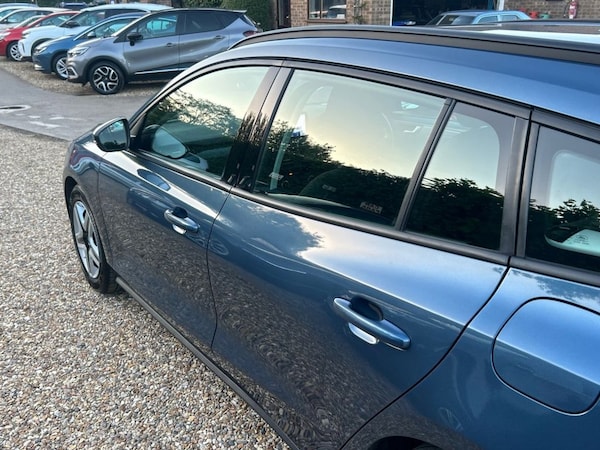 Used Ford Focus 2022 for sale - 76095812: Photo 29