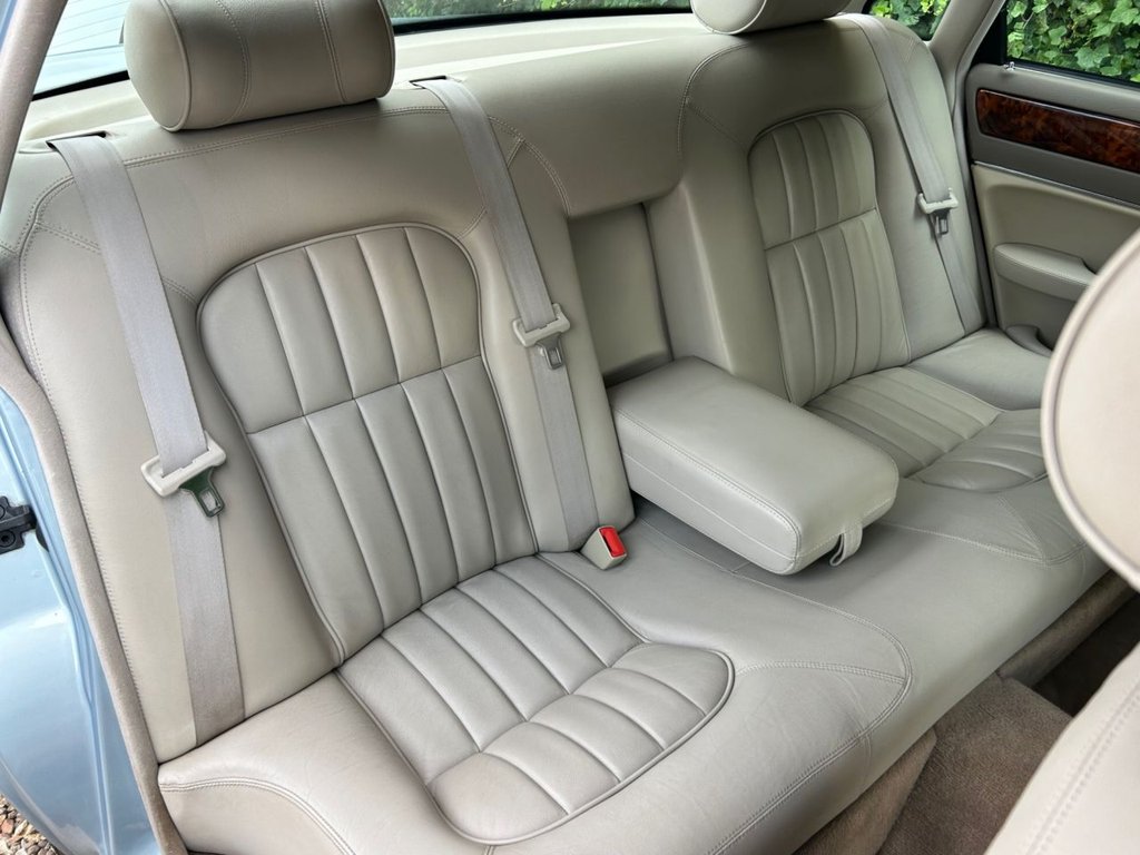 Used Jaguar XJ 1997 for sale - 76665733: Photo 10