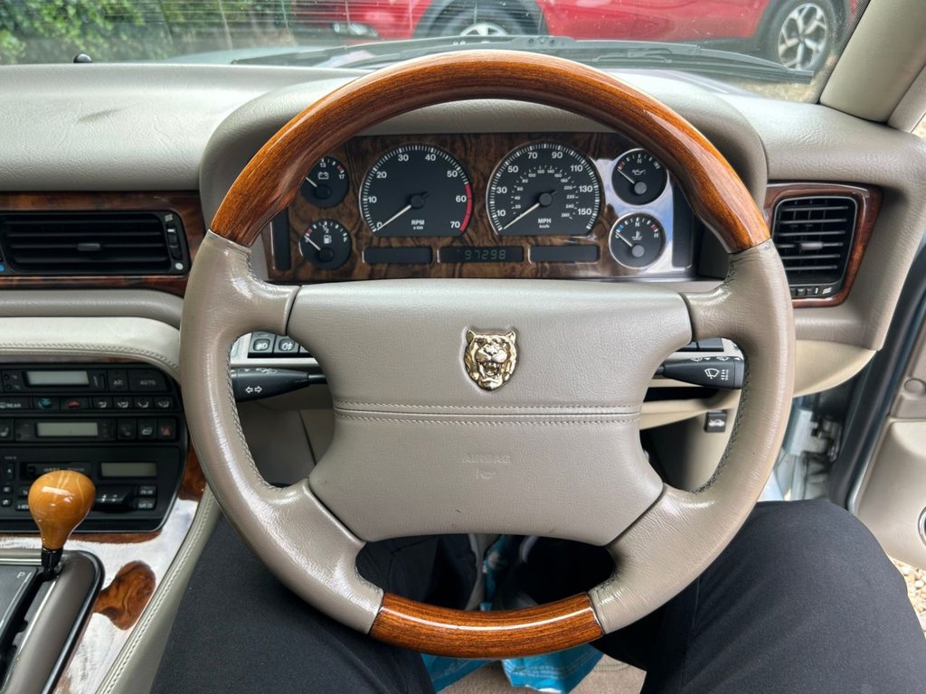 Used Jaguar XJ 1997 for sale - 76665733: Photo 15