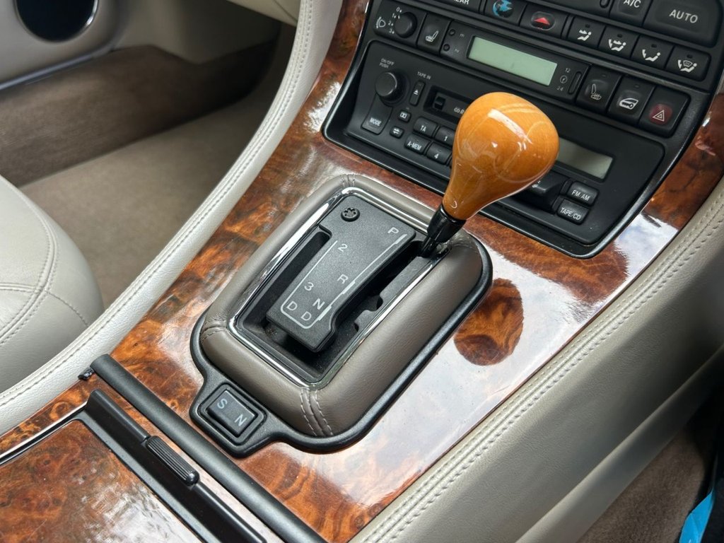 Used Jaguar XJ 1997 for sale - 76665733: Photo 21