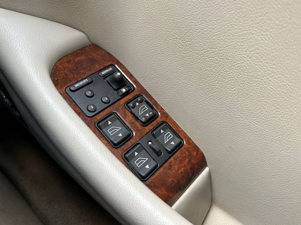 Used Jaguar XJ 1997 for sale - 76665733: Photo 24