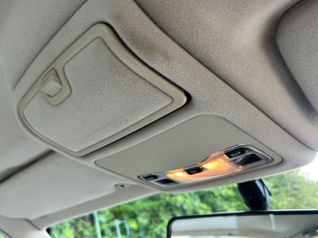 Used Jaguar XJ 1997 for sale - 76665733: Photo 27