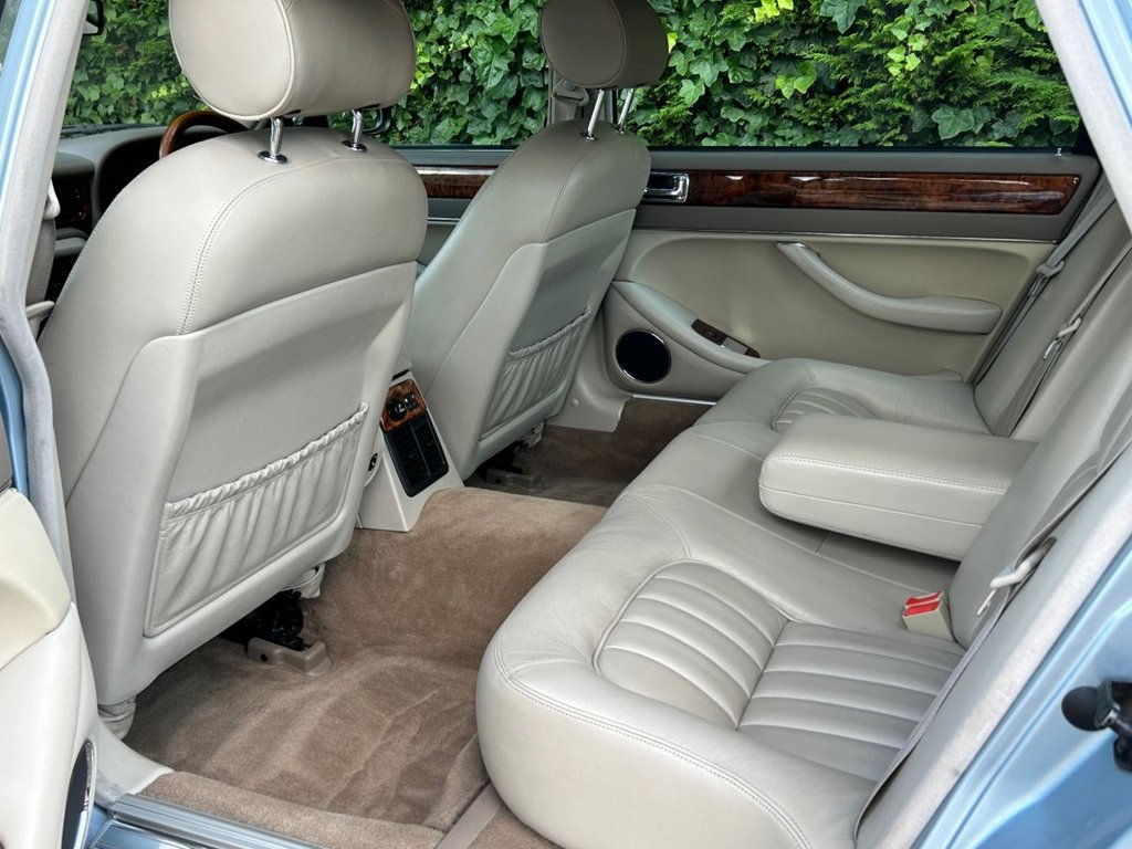 Used Jaguar XJ 1997 for sale - 76665733: Photo 32