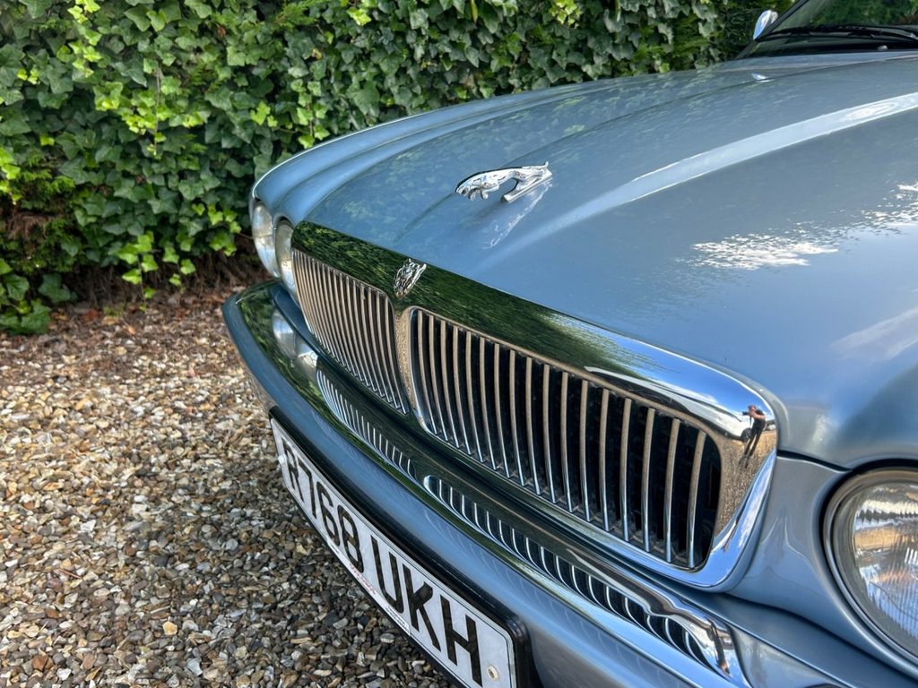 Used Jaguar XJ 1997 for sale - 76665733: Photo 40