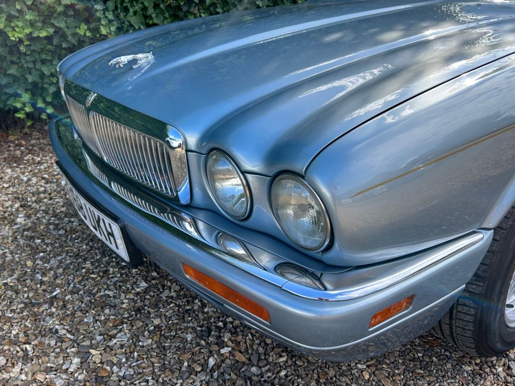 Used Jaguar XJ 1997 for sale - 76665733: Photo 41