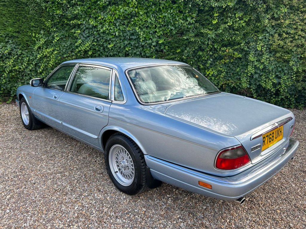 Used Jaguar XJ 1997 for sale - 76665733: Photo 5