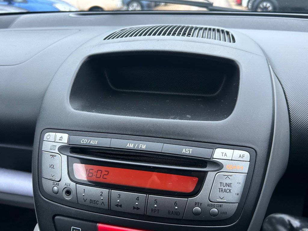 Used Peugeot 107 2009 for sale - 77042589: Photo 15