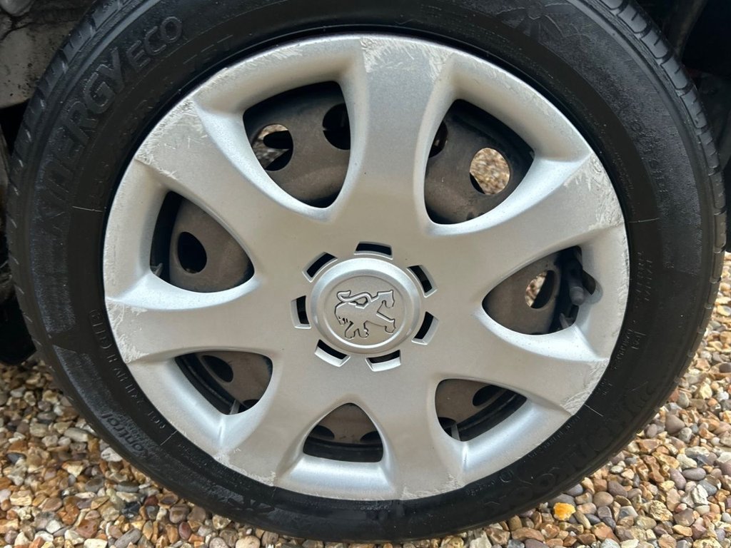 Used Peugeot 107 2009 for sale - 77042589: Photo 28