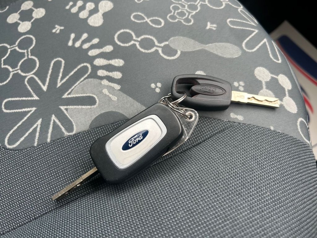 Used Ford Ka 2013 for sale - 76190849: Photo 41
