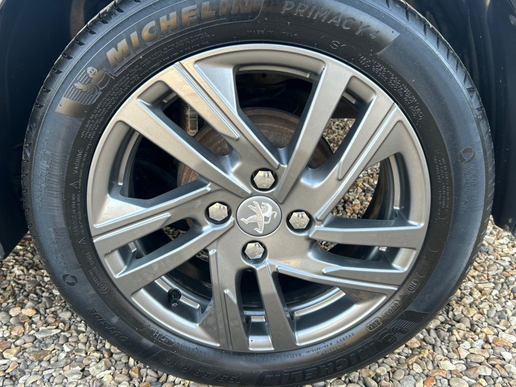 Used Peugeot 208 2022 for sale - 77072483: Photo 33