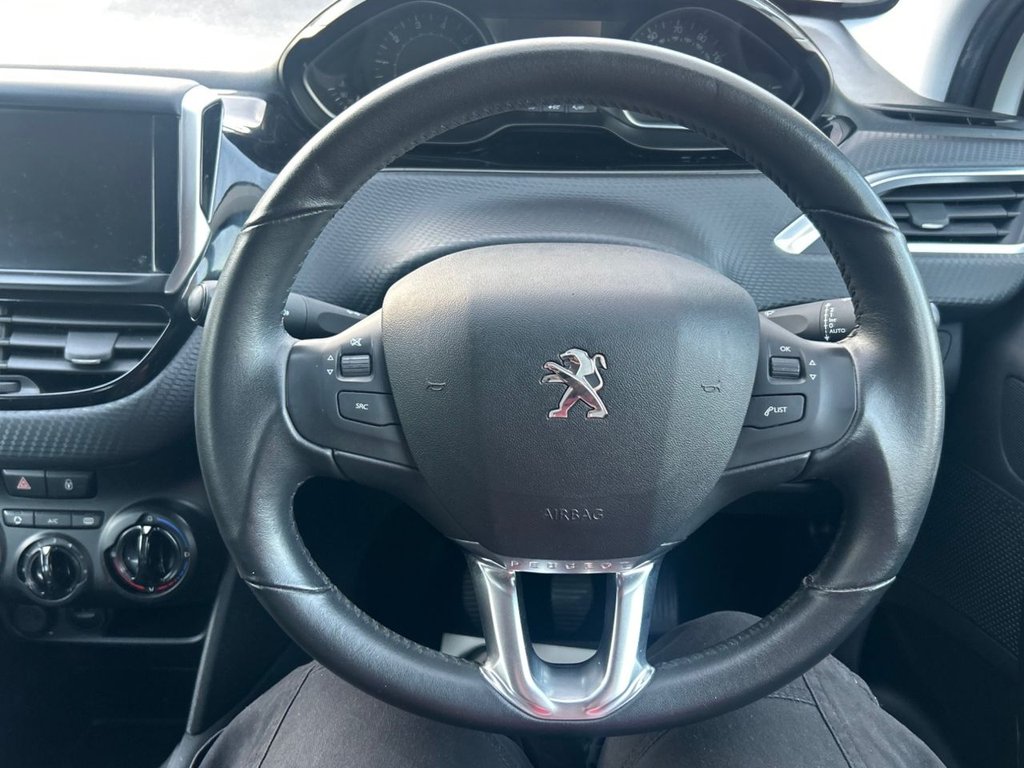 Used Peugeot 208 2018 for sale - 76586638: Photo 13