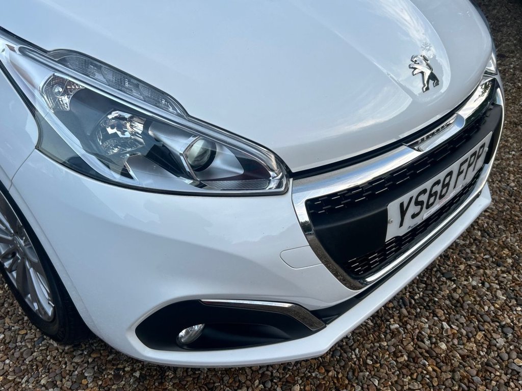 Used Peugeot 208 2018 for sale - 76586638: Photo 24