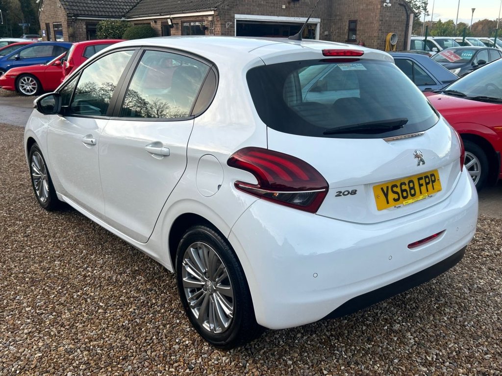 Used Peugeot 208 2018 for sale - 76586638: Photo 4