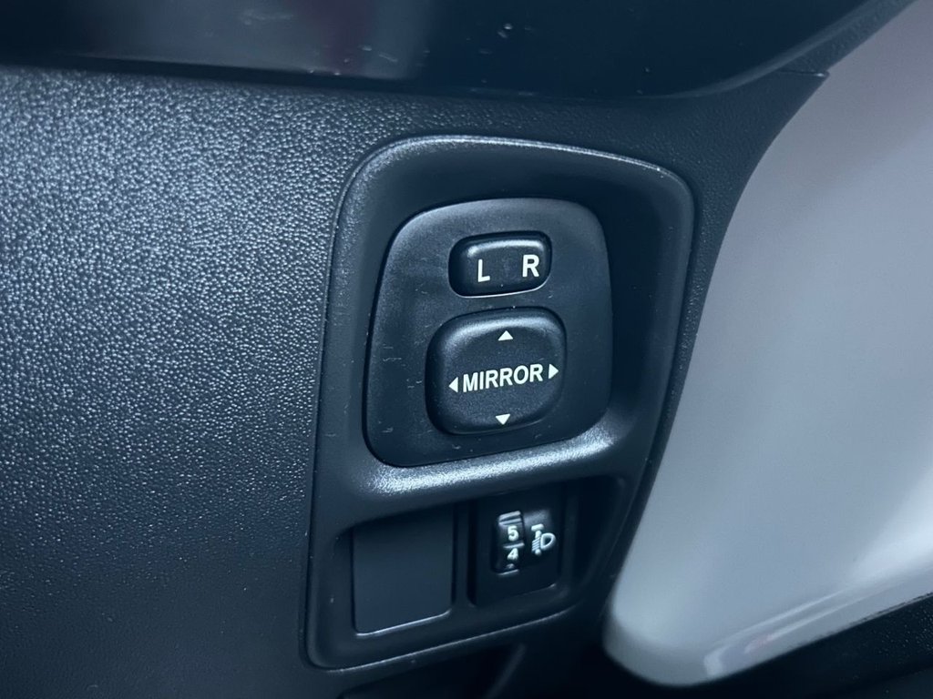 Used Toyota AYGO 2015 for sale - 77200268: Photo 22