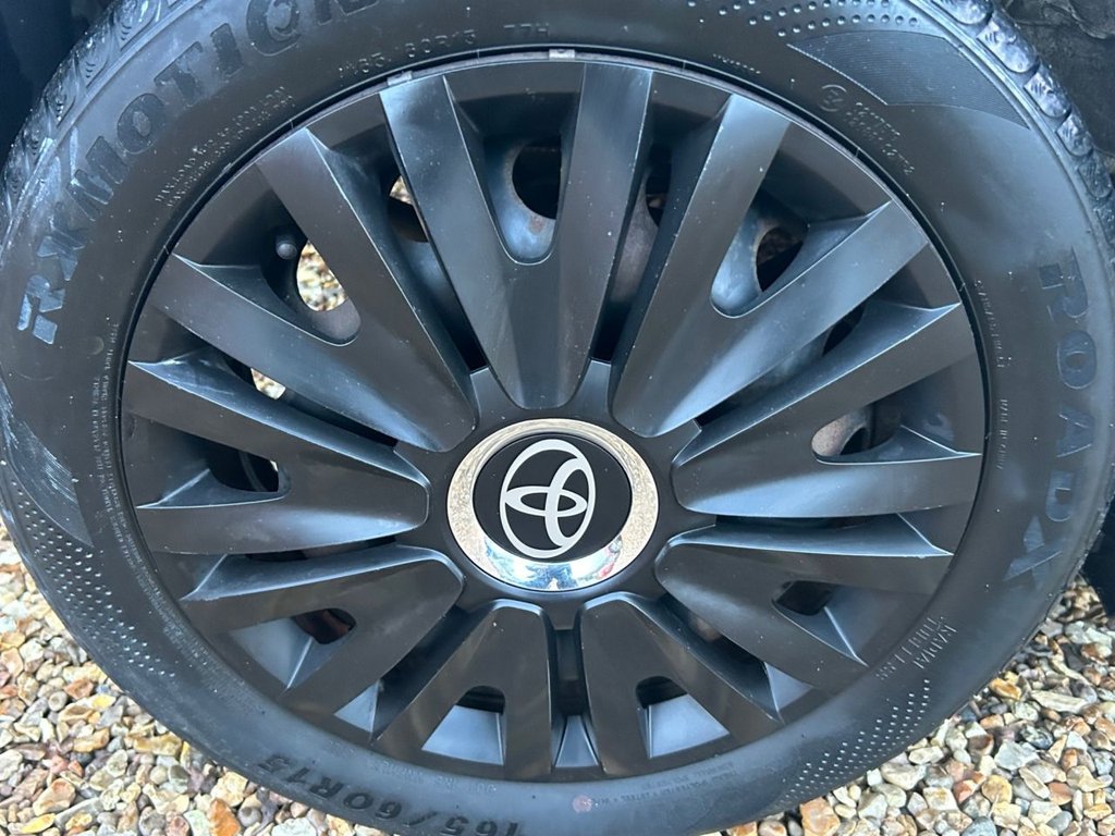 Used Toyota AYGO 2015 for sale - 77200268: Photo 8