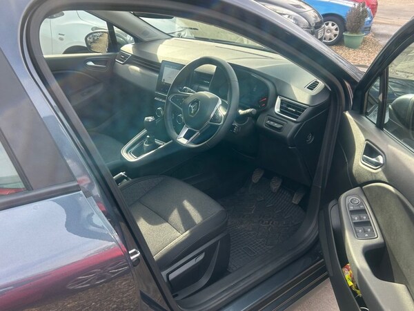 Used Renault Clio 2022 for sale - 74756272: Photo 9