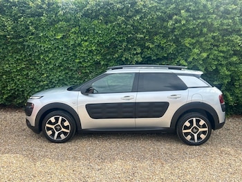 Used Citroen C4 Cactus 2017 for sale - 79046768: Photo