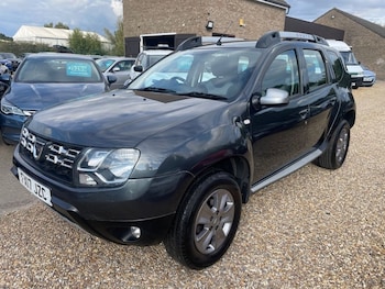 Used Dacia Duster 2017 for sale - 75735493: Photo