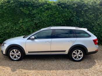 Used Skoda Octavia 2016 for sale - 74756316: Photo