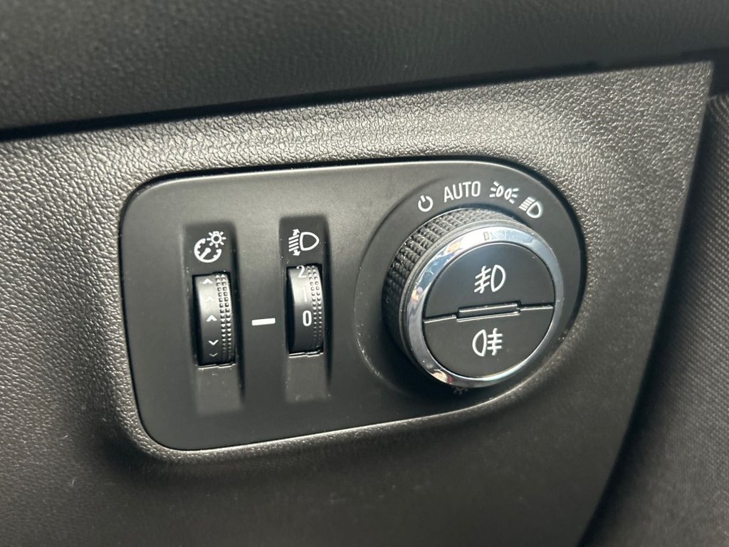 Used Vauxhall Corsa 2017 for sale - 76420035: Photo 22