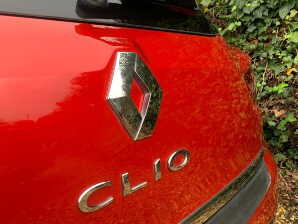 Used Renault Clio 2017 for sale - 68244954: Photo 42