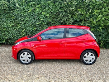Used Toyota AYGO 2016 for sale - 79389804: Photo