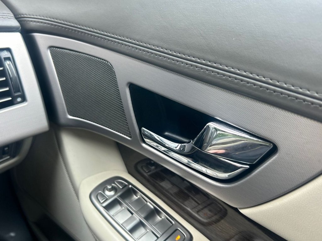 Used Jaguar XF 2010 for sale - 77775944: Photo 23