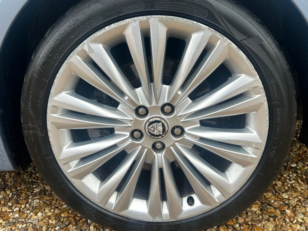 Used Jaguar XF 2010 for sale - 77775944: Photo 33