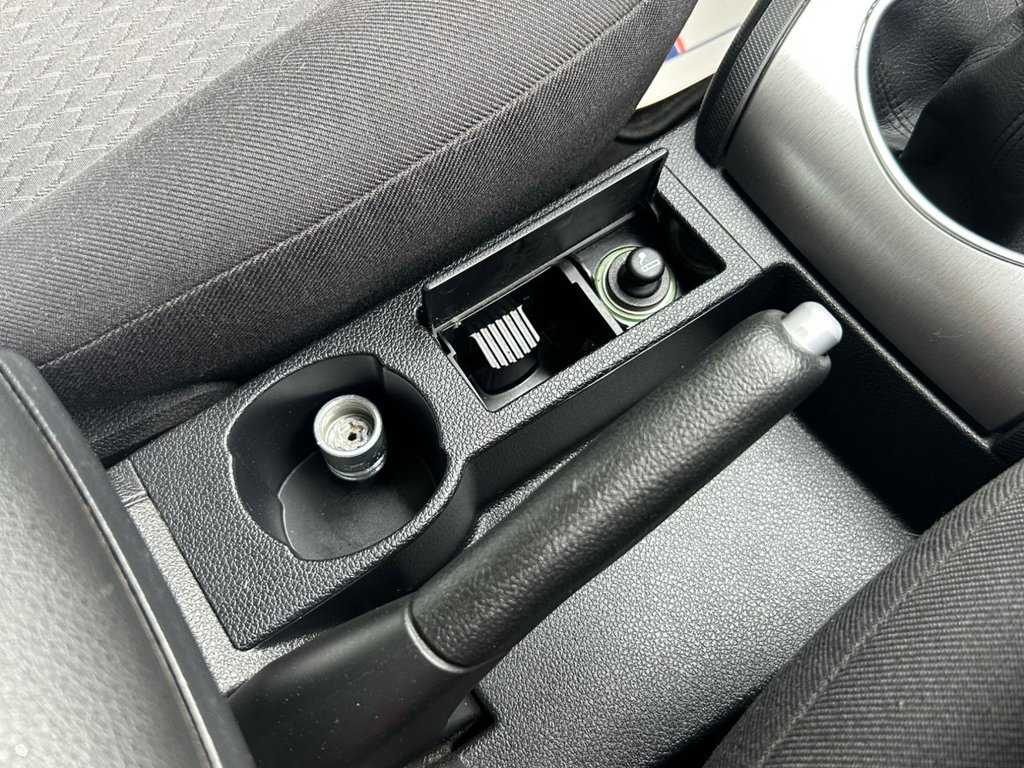 Used Ford Mondeo 2001 for sale - 77849752: Photo 17