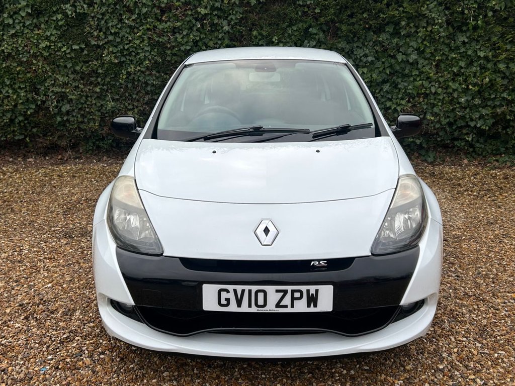 Used Renault Clio 2010 for sale - 77849816: Photo 2