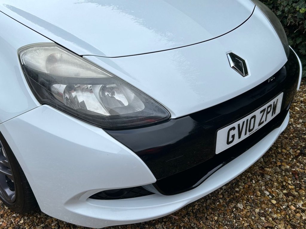 Used Renault Clio 2010 for sale - 77849816: Photo 25