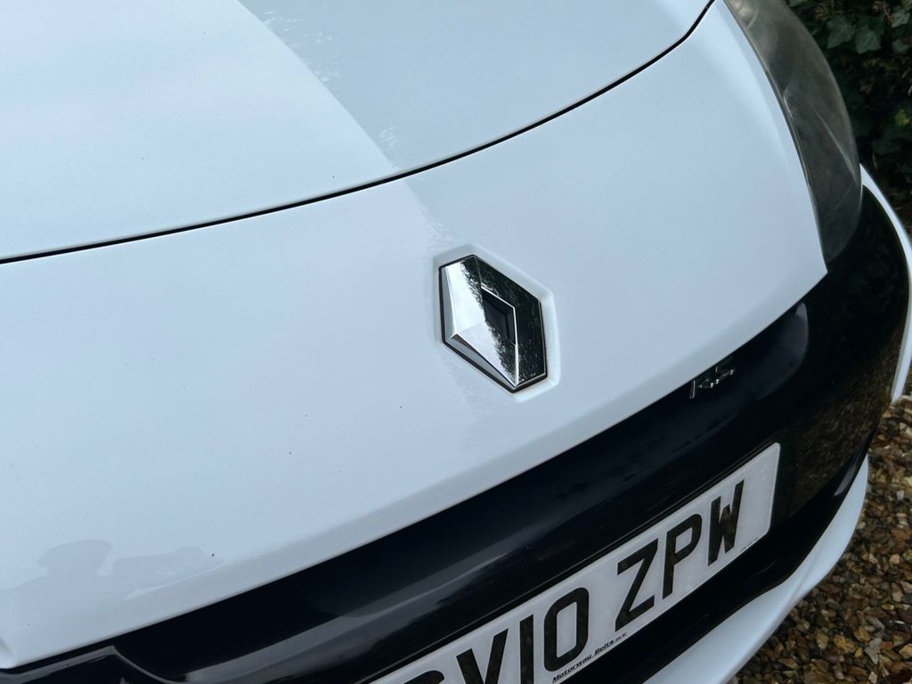 Used Renault Clio 2010 for sale - 77849816: Photo 26