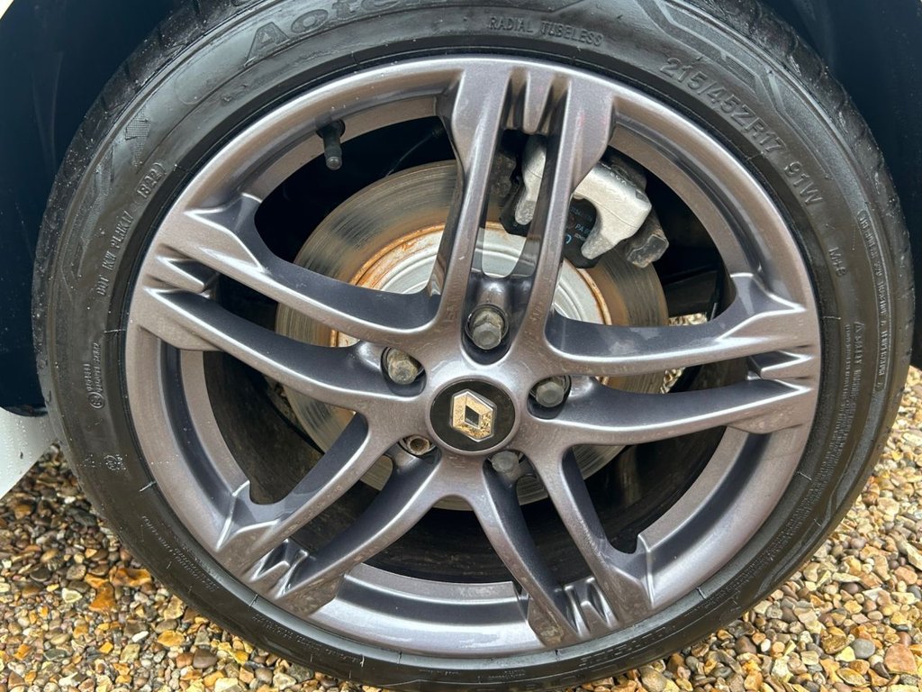 Used Renault Clio 2010 for sale - 77849816: Photo 34