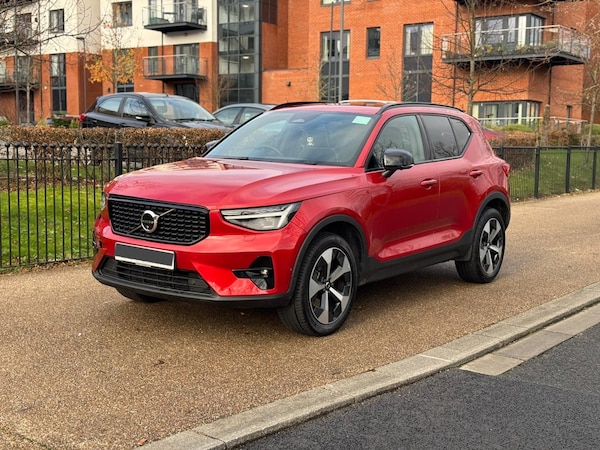 Used Volvo XC40 2024 for sale - 73034395: Photo 1