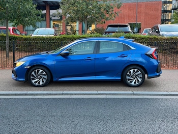 Used Honda Civic 2019 for sale - 79575772: Photo